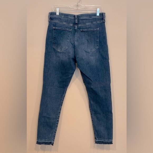 Banana Republic Womens High Rise Skinny Jeans, Medium Washed Blue, Size 31. - Picture 3 of 8